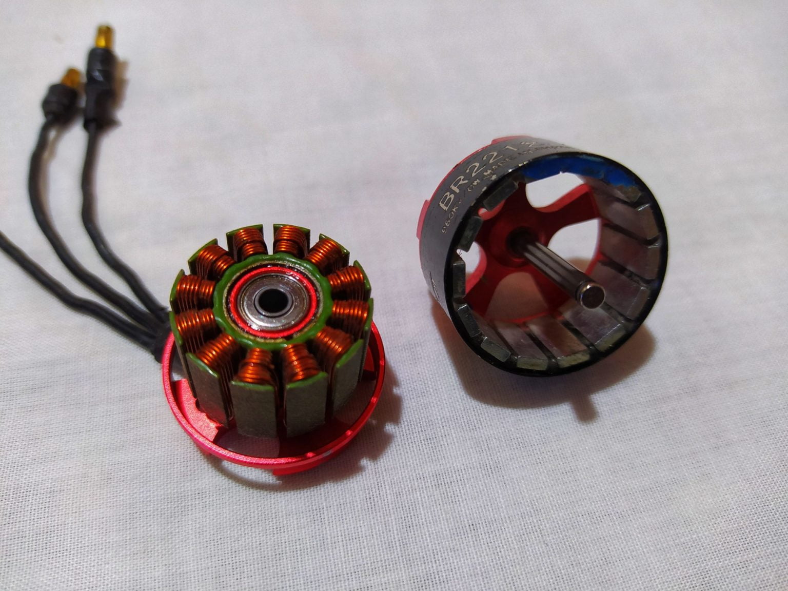 ESC: Características e Funcionamento - Blog Eletrogate